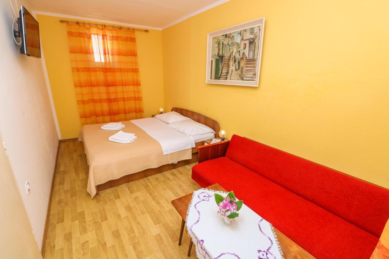 Double Rooms With Terrace Tomica Baška Exterior foto